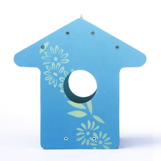 BeBird design madáretető ház forma