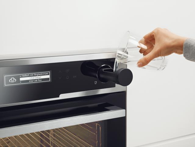 Electrolux Inspiration gőzsütő víztartály feltöltés