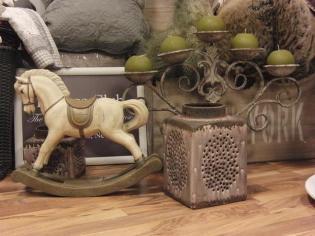 Home Bazaar - Country, indusztriál és skandináv stílusú lakberendezési kiegészítők