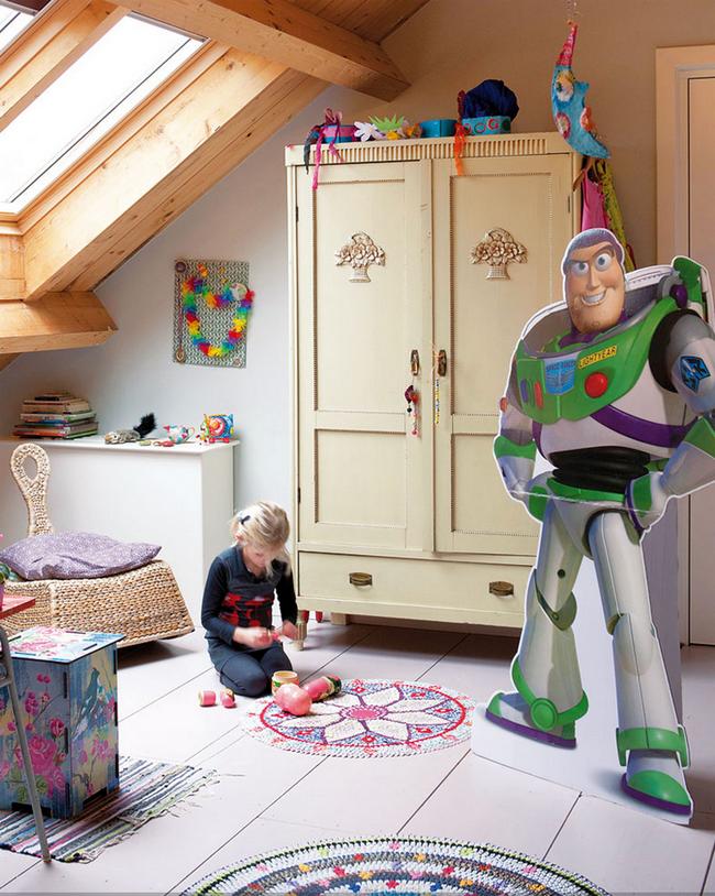 Régi kétajtós szekrény