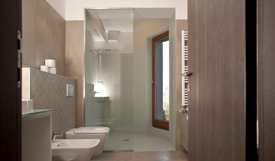 Modern fürdőszobához modern ajtó Ajtóház