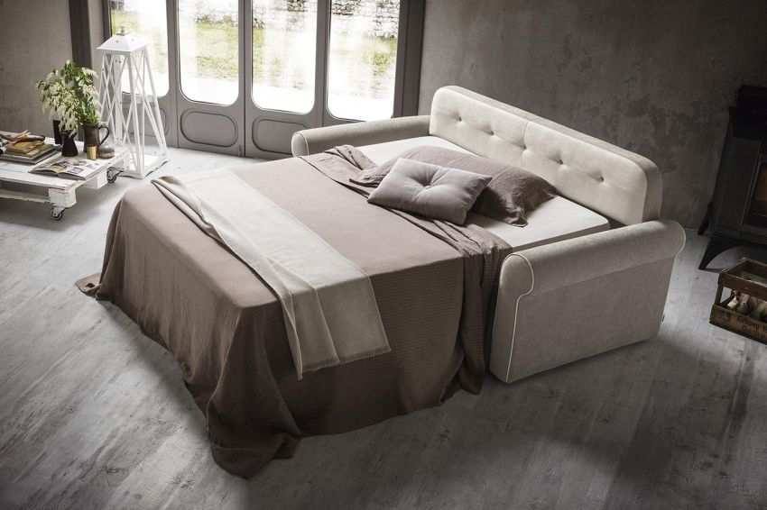 Kinytható kanapé ágy matrac