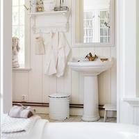 Shabby chic stílusú fürdőszobai polc Shabby chic stílusú fürdőszobai polc