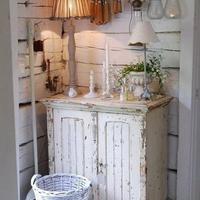 Shabby chic stílusú kétajtós szekrény Shabby chic stílusú kétajtós szekrény
