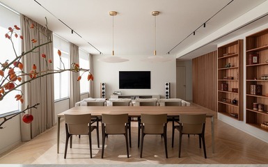 Családi otthon, ahol a letisztult, örök elegancia sosem megy ki a divatból