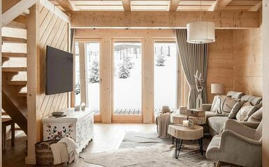 Mesebeli gerendaház a hó ölelésében - hagyomány és a kortárs világ találkozása